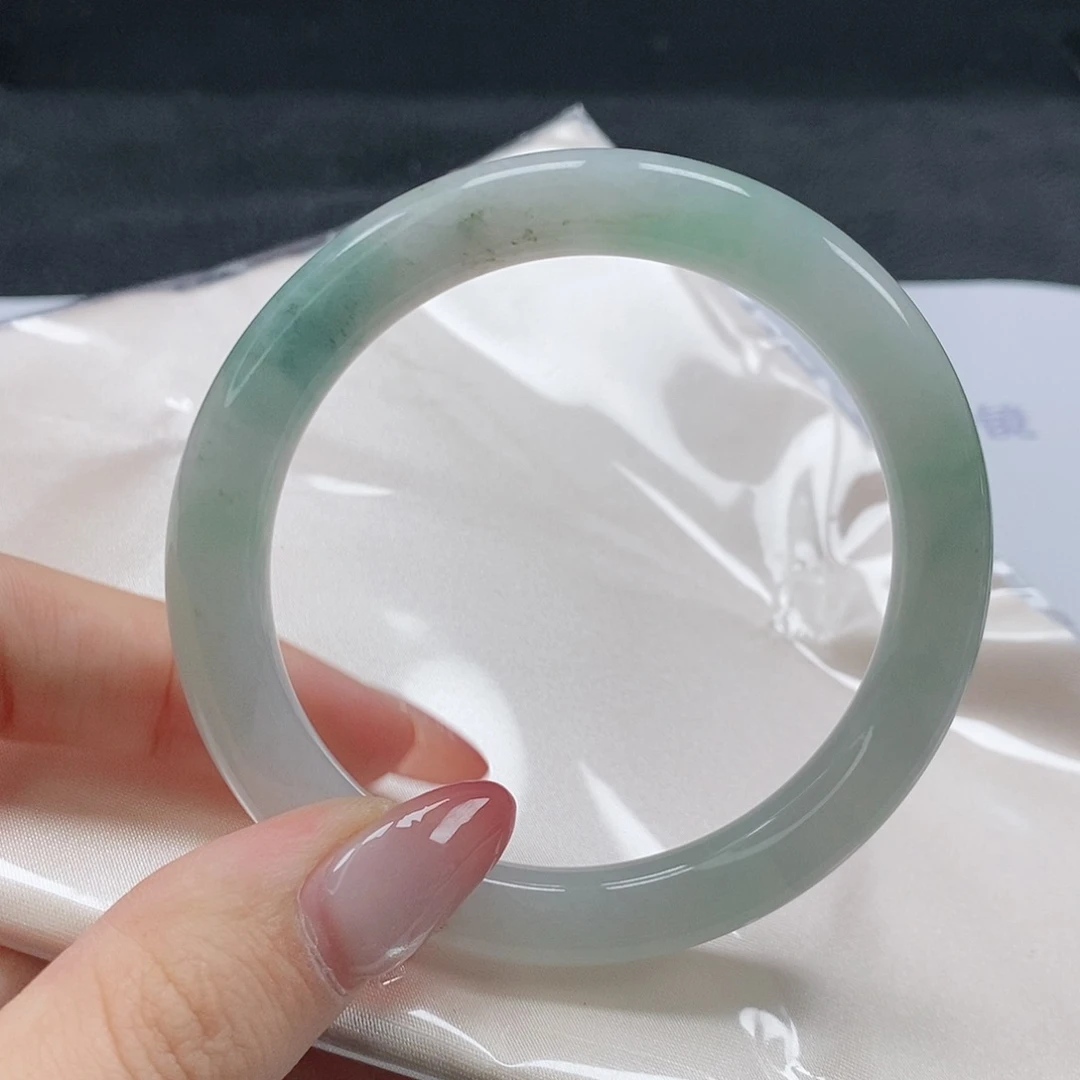 【闪购商品】翡翠手镯（圆镯）未镶嵌399号