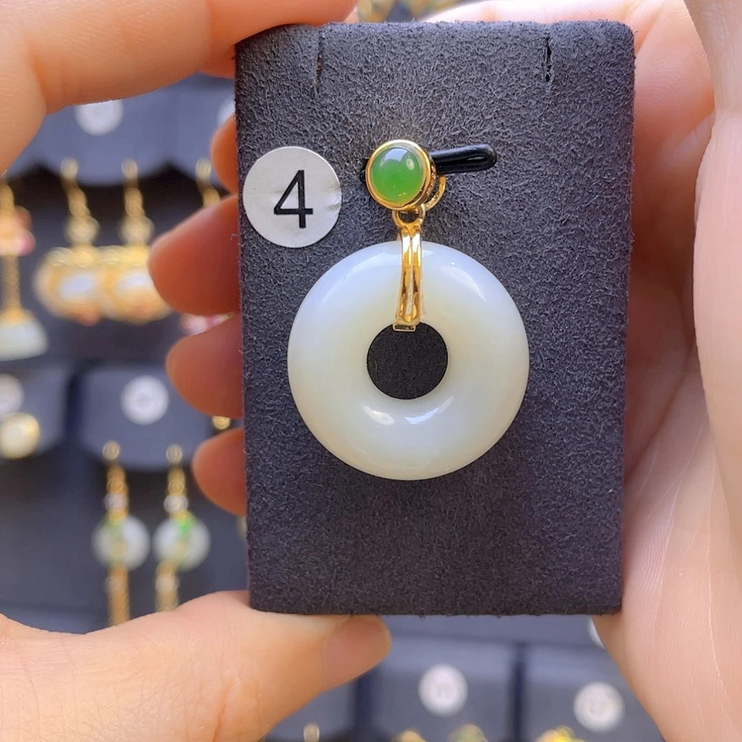 和田玉颈饰银S925镀金镶嵌