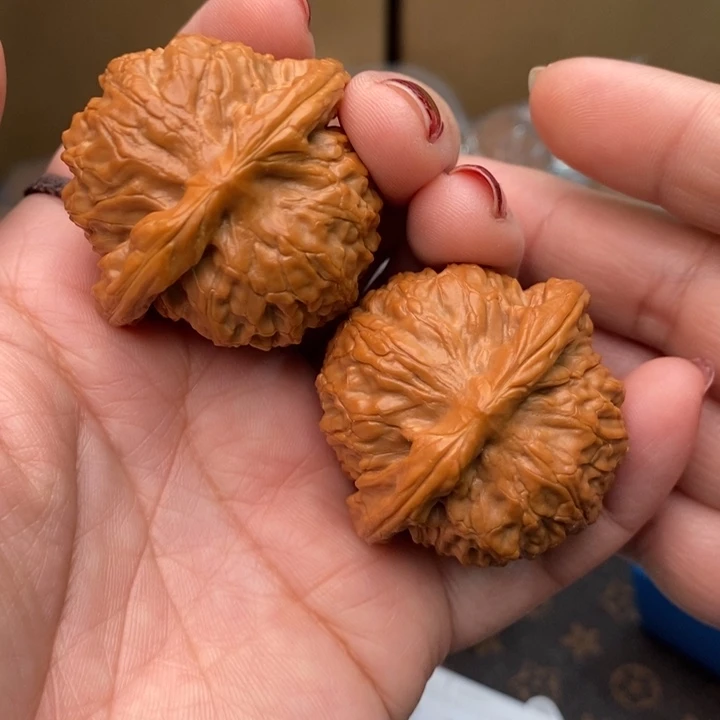 核桃女娲石43尺核桃
