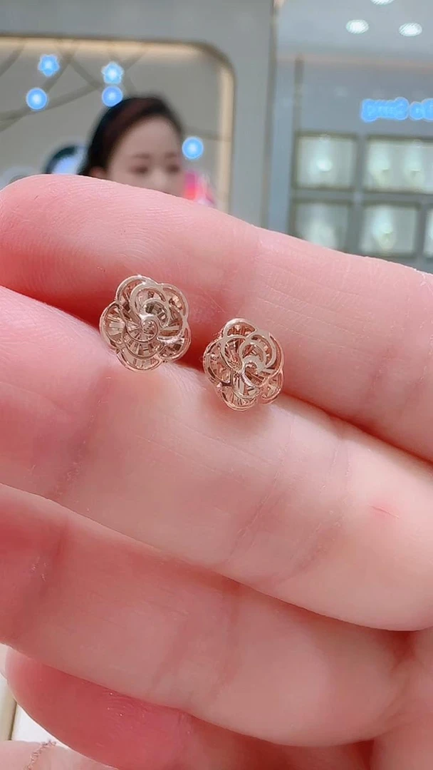 18K金玫瑰花耳饰（精工）