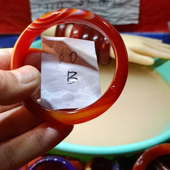 玛瑙/玉髓手镯未镶嵌