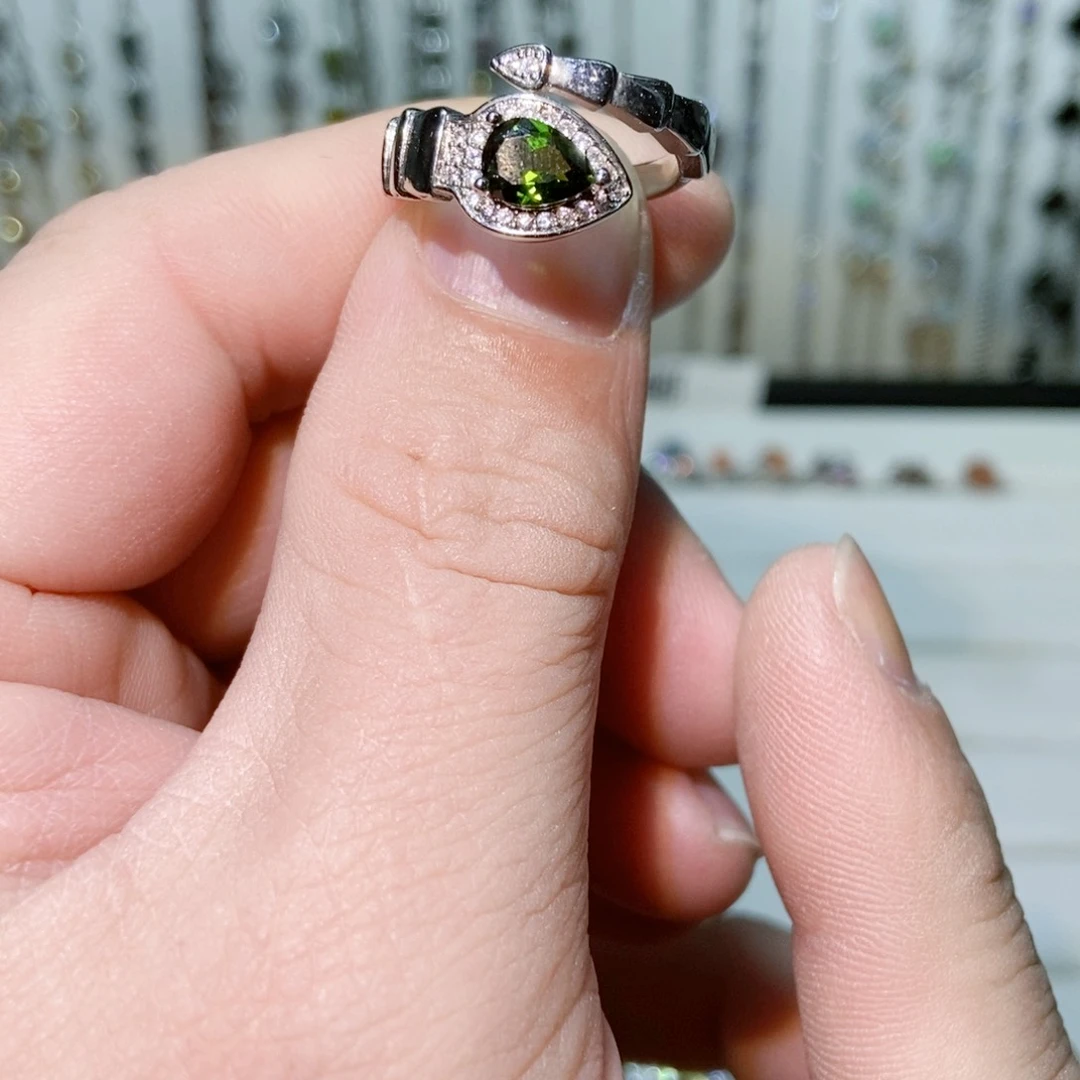绿水晶戒指银S925镶嵌