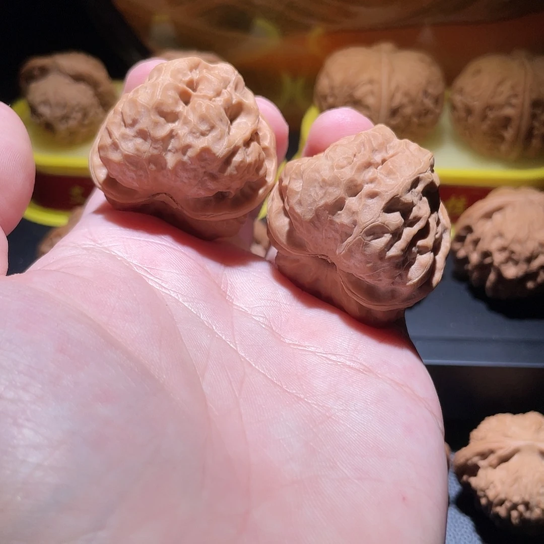 39蛤蟆头文玩核桃