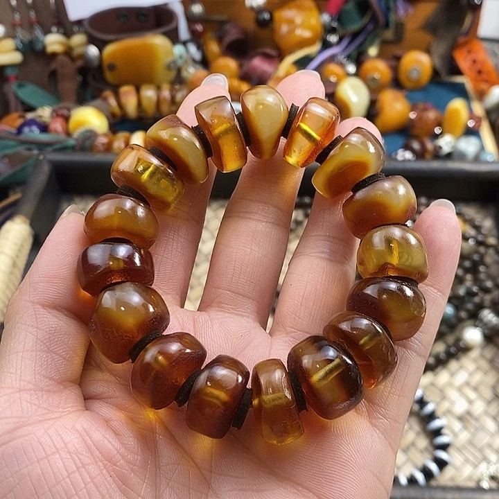 未镶嵌蜜蜡手串寳**人手串