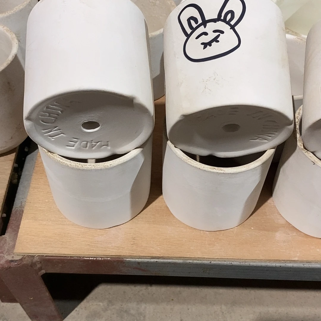 瑕疵白陶8×8-4