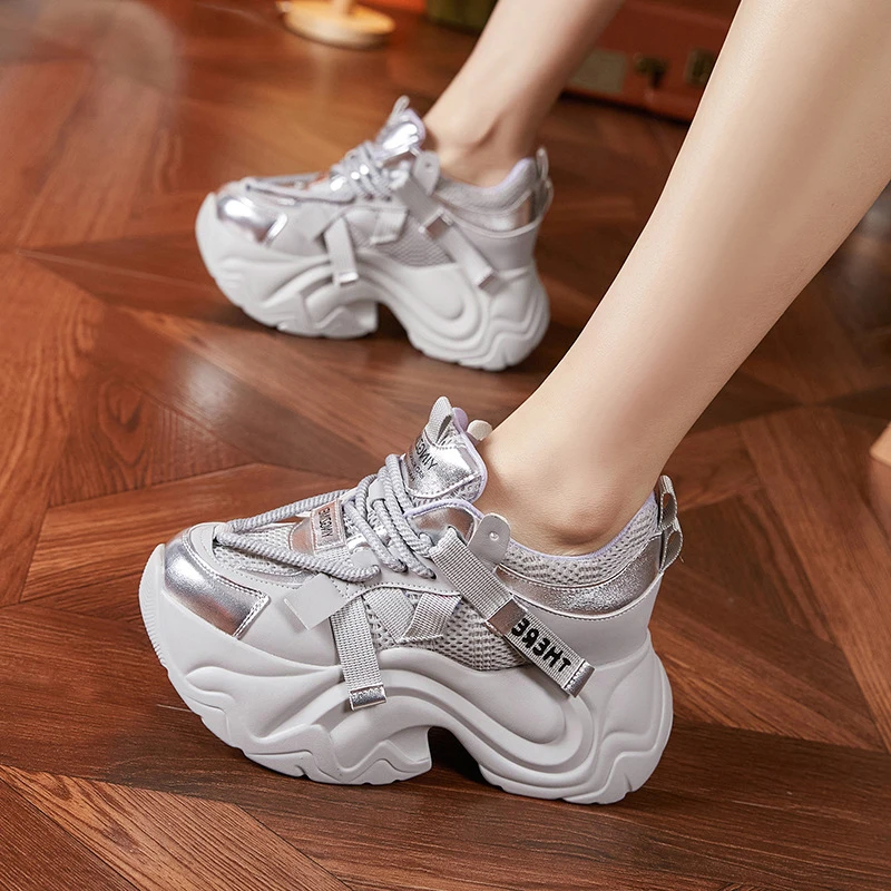 『明星同款』西瑞冬季新款时尚老爹鞋女款增高厚底百搭休闲风小白鞋