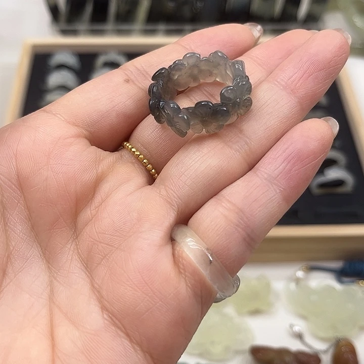 彭***6蛇纹石玉合金戒指