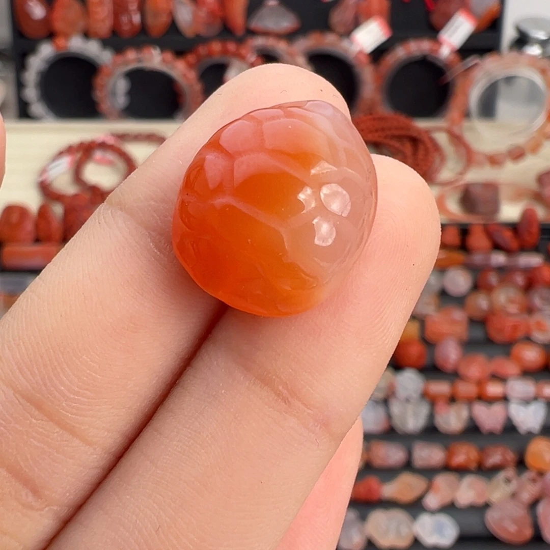 南红玛瑙未镶嵌颈饰龟甲