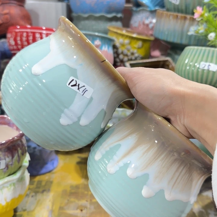 凑9块包邮，有孔，花盆