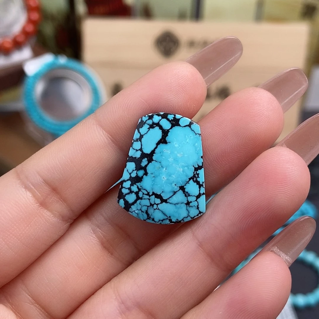 绿松石雕刻未镶嵌