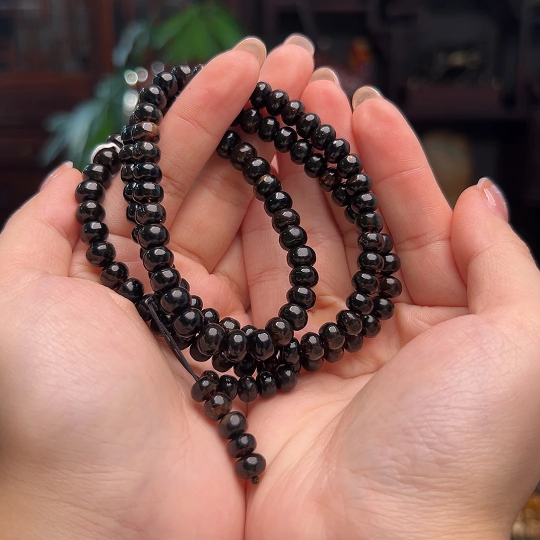 琥珀裸石未镶嵌抚顺琥珀20393。7m m