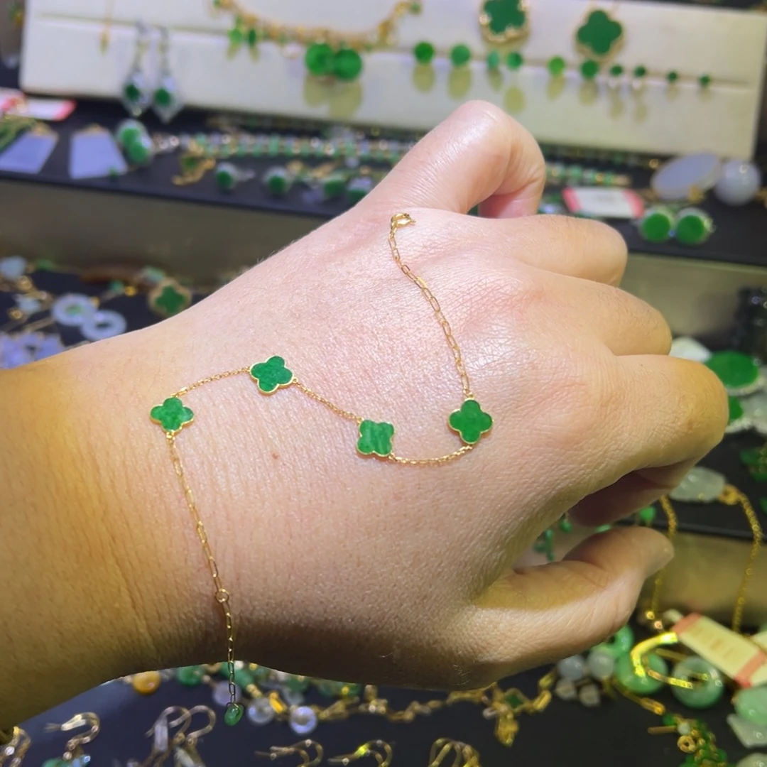 颈饰18K金镶嵌翡翠手链