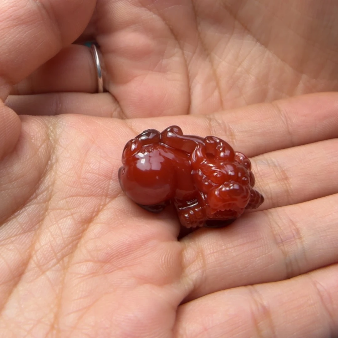 南红玛瑙未镶嵌颈饰特价貔貅