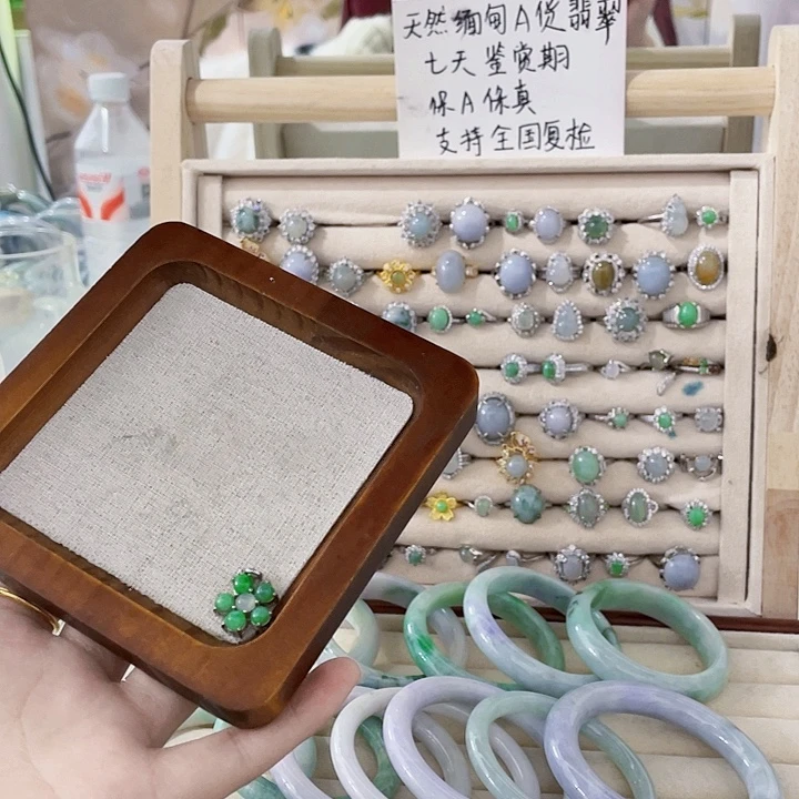 翡翠未镶嵌颈饰天然翡翠Ａ货