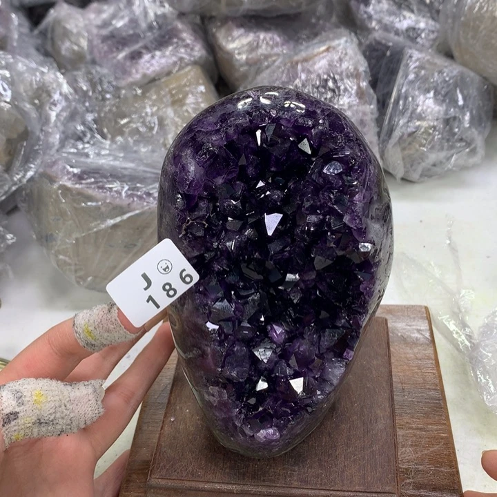 水晶大型摆件（非配饰）未镶嵌