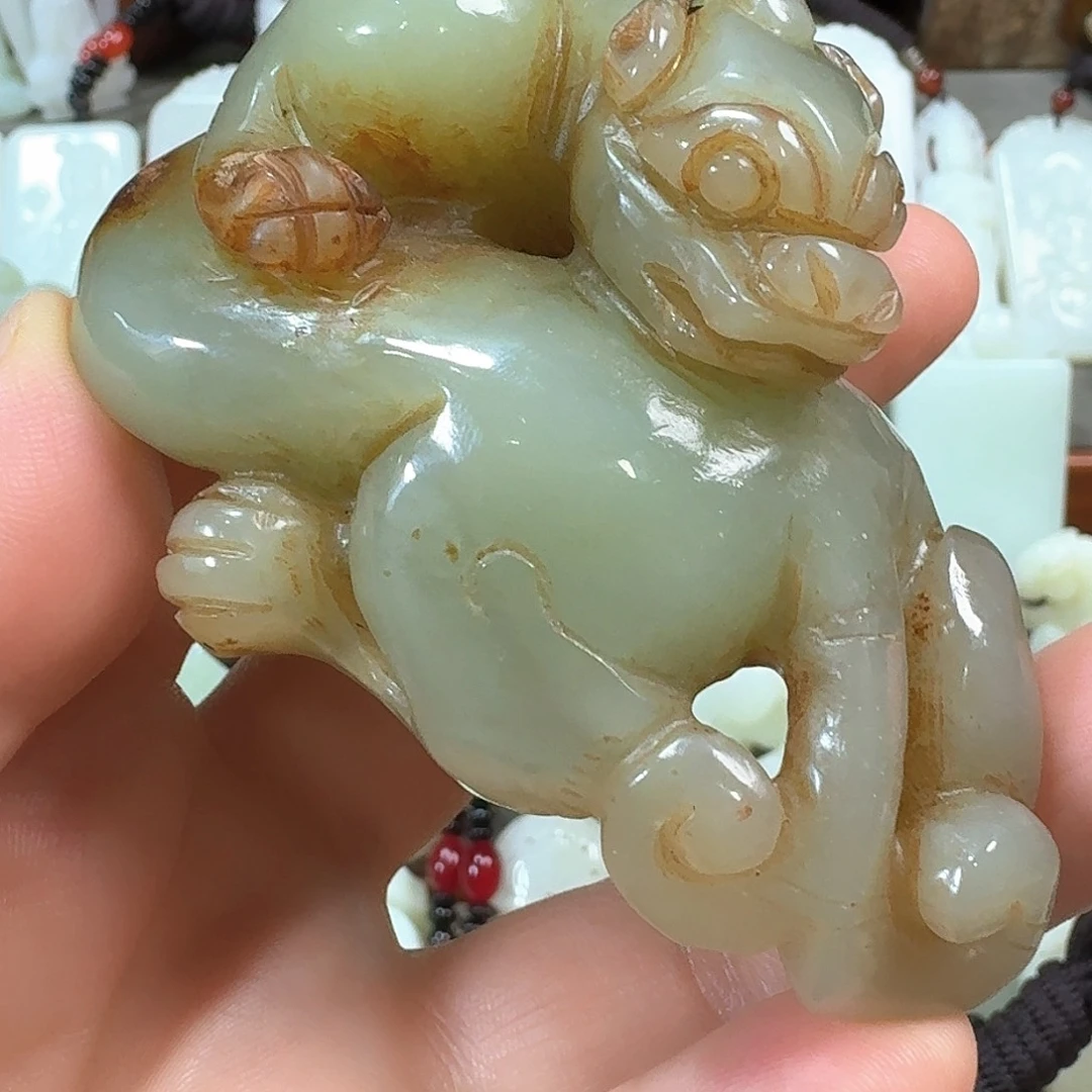 未镶嵌和田玉摆件朱*其