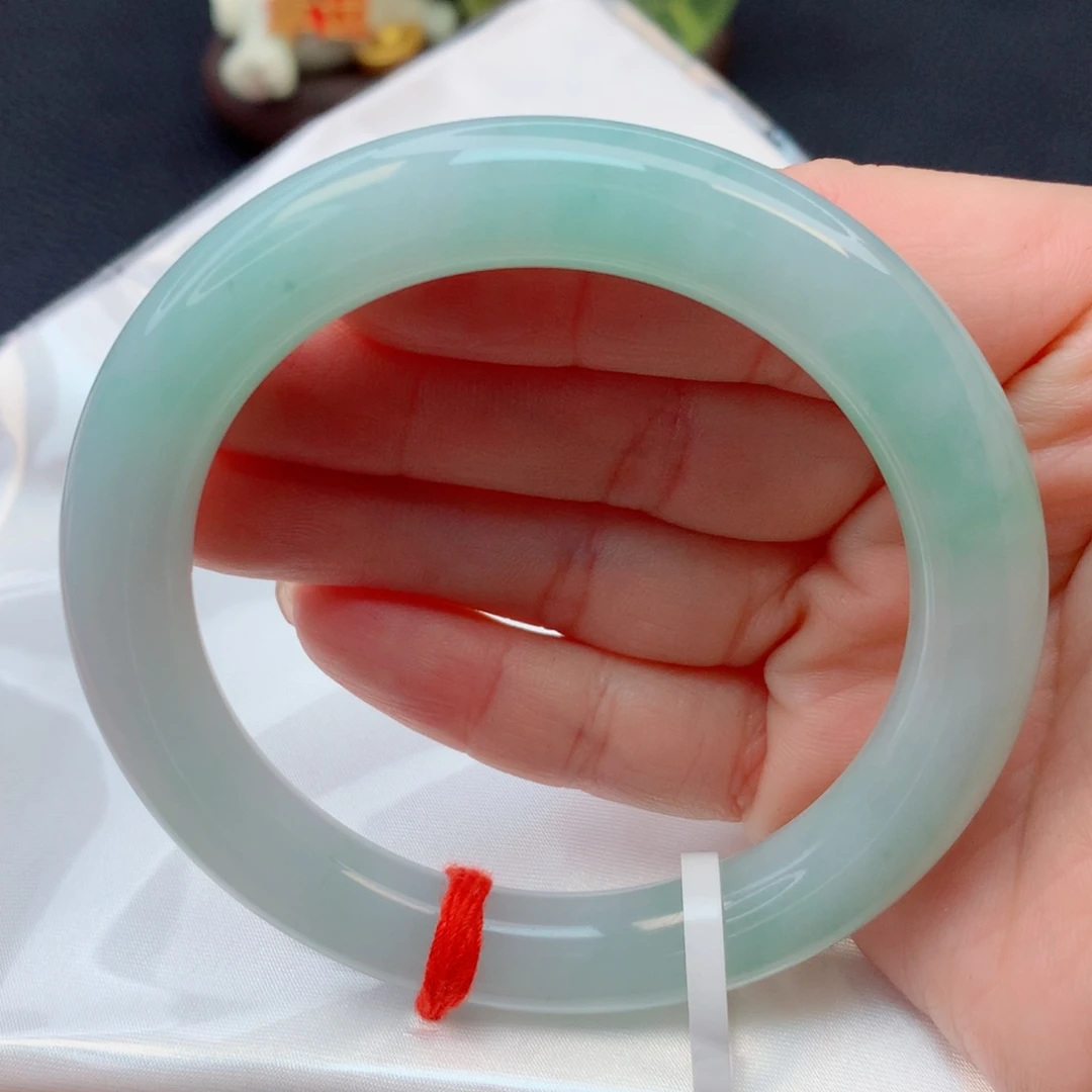 翡翠未镶嵌手镯56-57冰胶果阳绿圆条