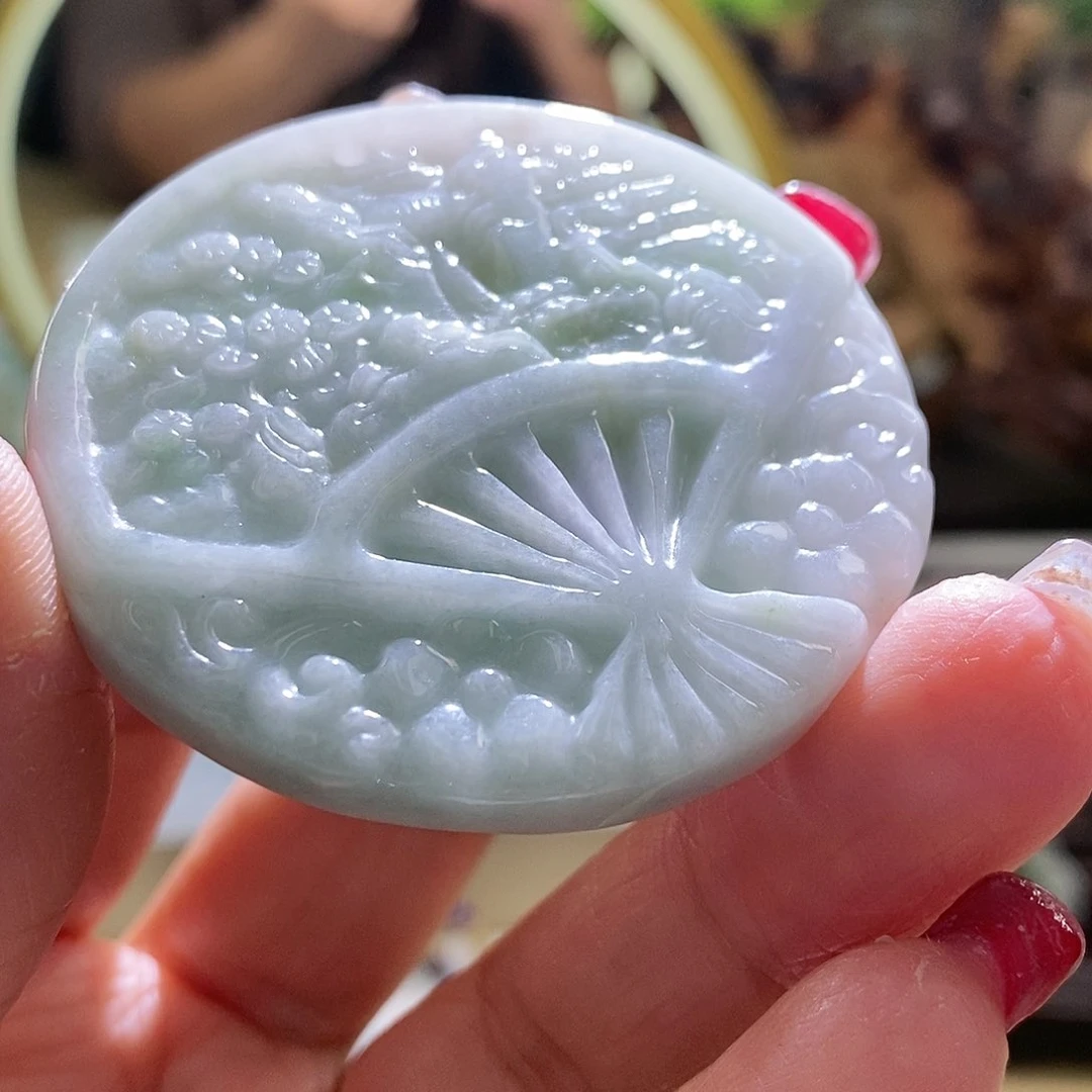 【闪购商品】翡翠颈饰未镶嵌山水