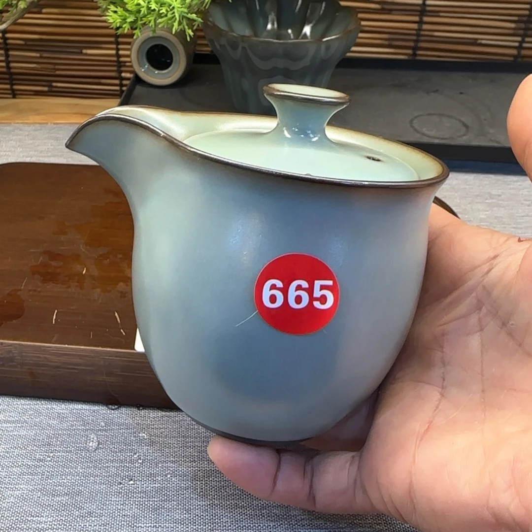 瓷片开播见面礼，小微瑕发货！