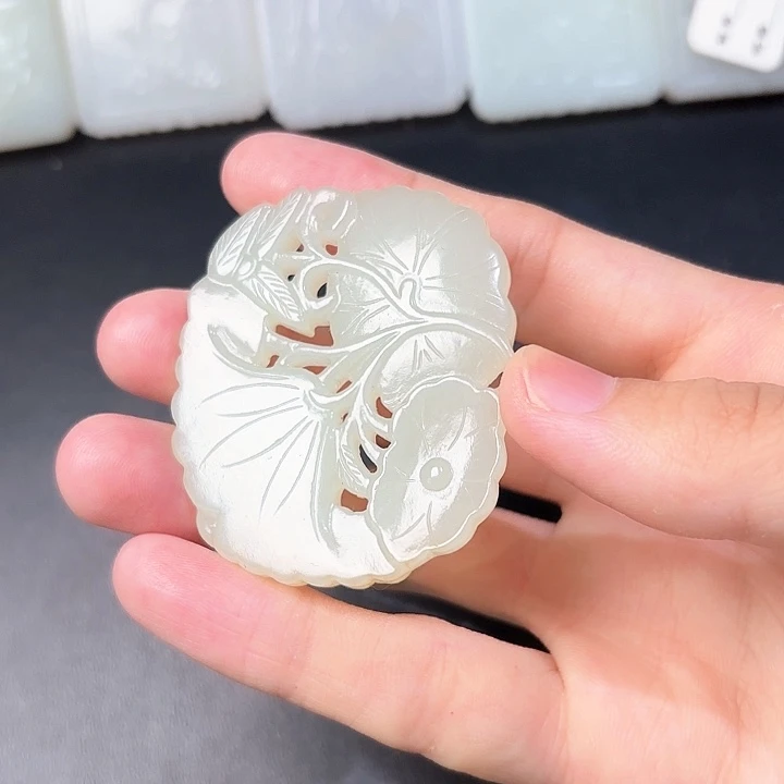 和田玉挂件未镶嵌路*师