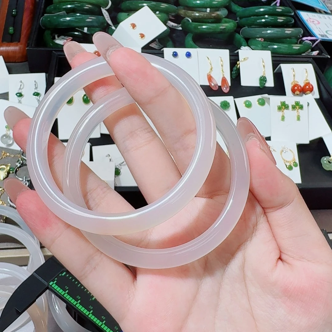 玛瑙/玉髓手镯未镶嵌52到62拍下圈口备注