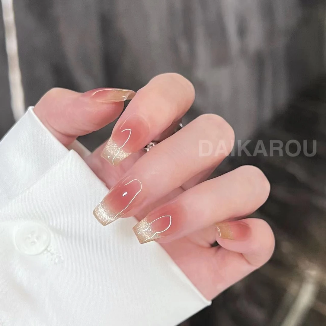 花露流光 黛卡柔 预售 新甲型 此度 短椭圆 中椭圆手工穿戴甲10片