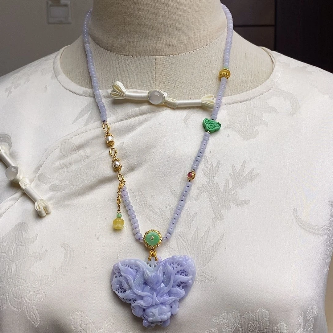 翡翠颈饰未镶嵌天然