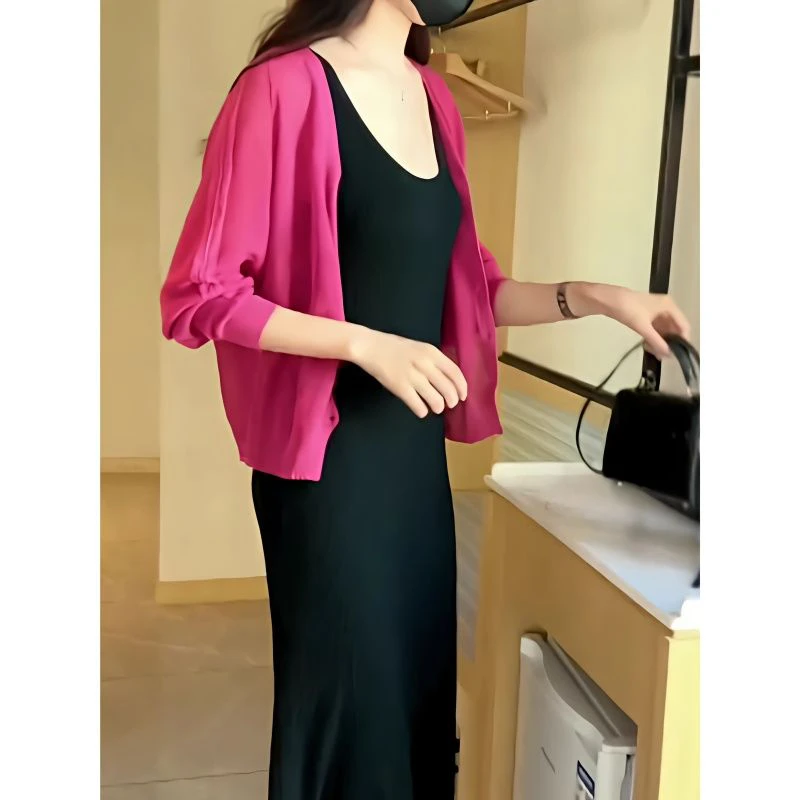 冰丝针织防晒开衫女夏季薄款配吊带裙的外搭大码宽松白色披肩上衣