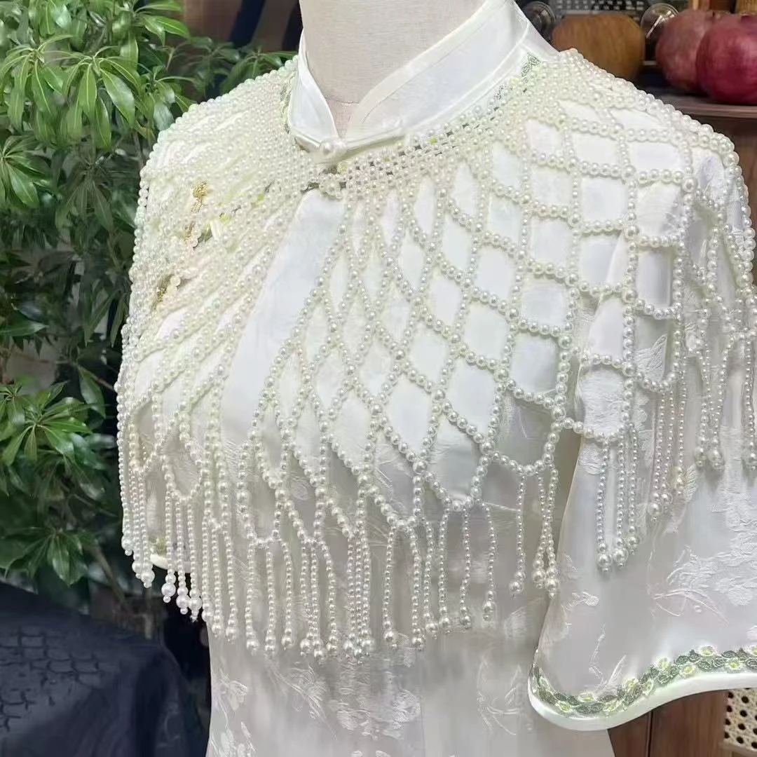 云肩旗袍搭配单品百搭时尚轻奢白色气质