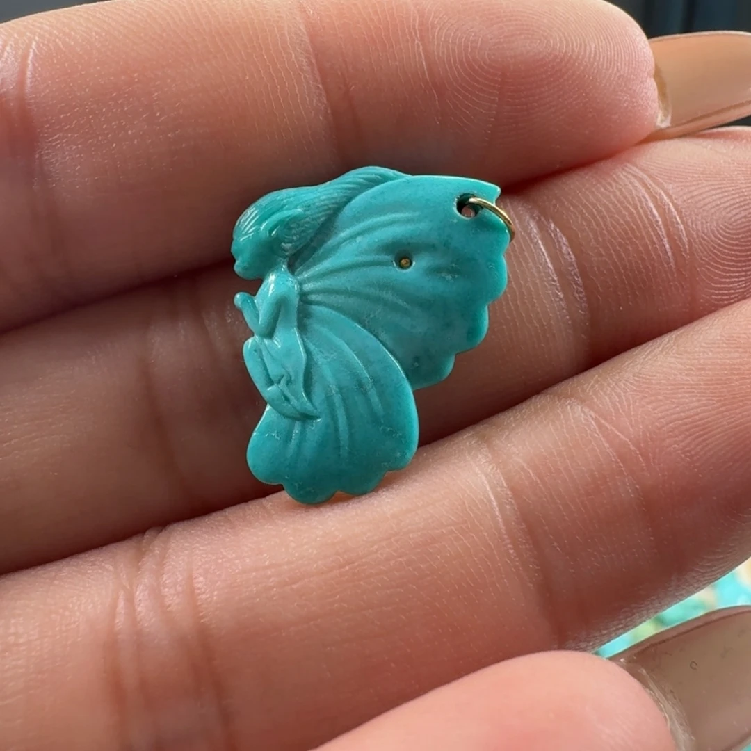 绿松石未镶嵌颈饰