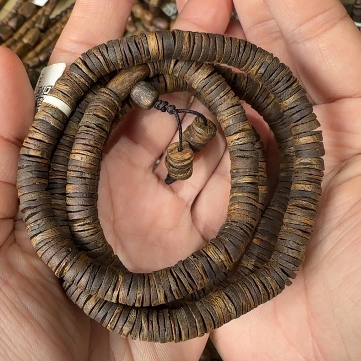 手串沉香乌身多样性发货一条卡7-24克