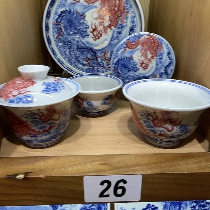 盖碗?*?青花釉里红龙抢宝