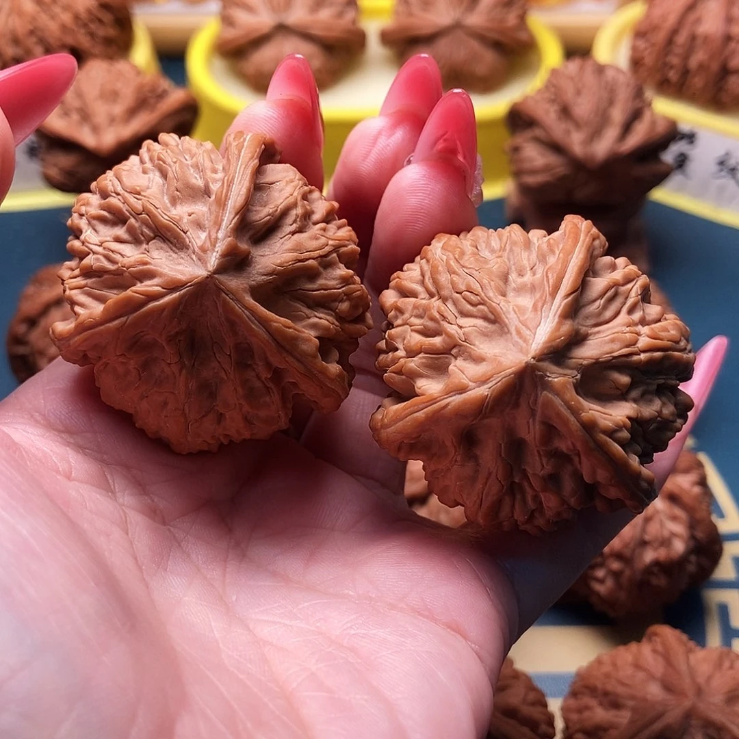 文玩核桃把件玉龙粗筋全品 44