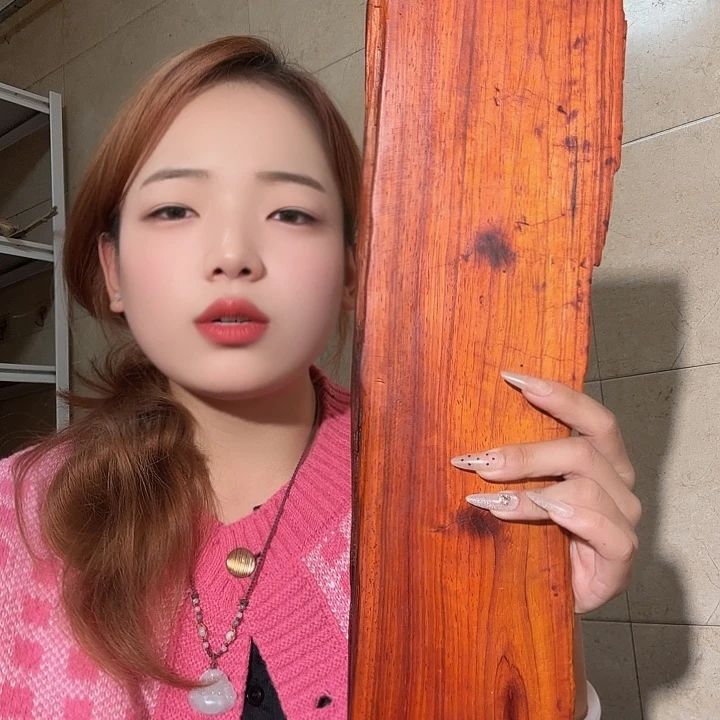 大叶紫檀（黑酸枝木类）