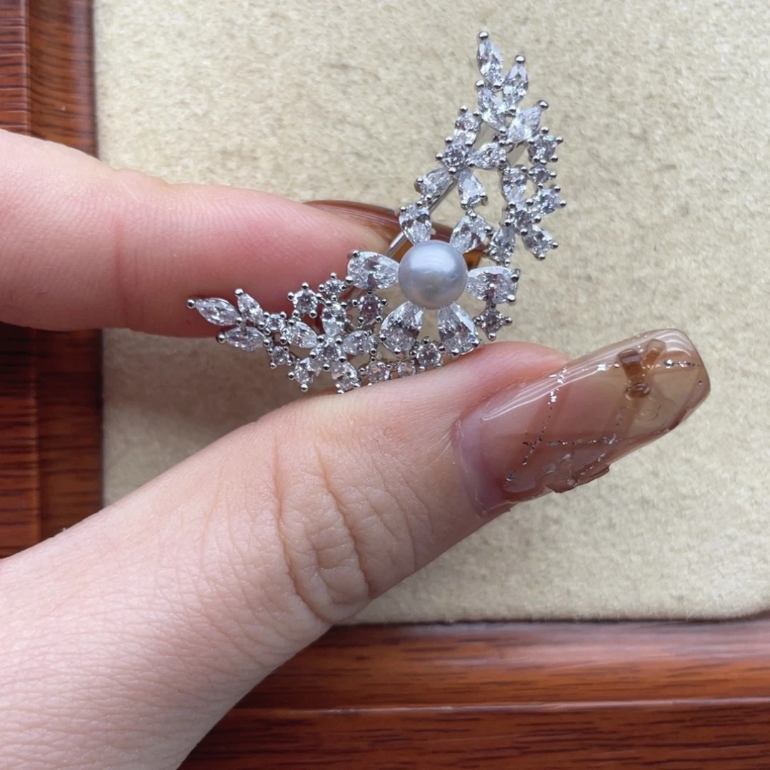 胸饰未镶嵌海水珍珠D25