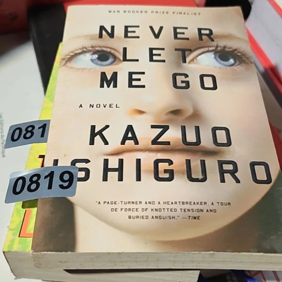 819号外文书看好品相