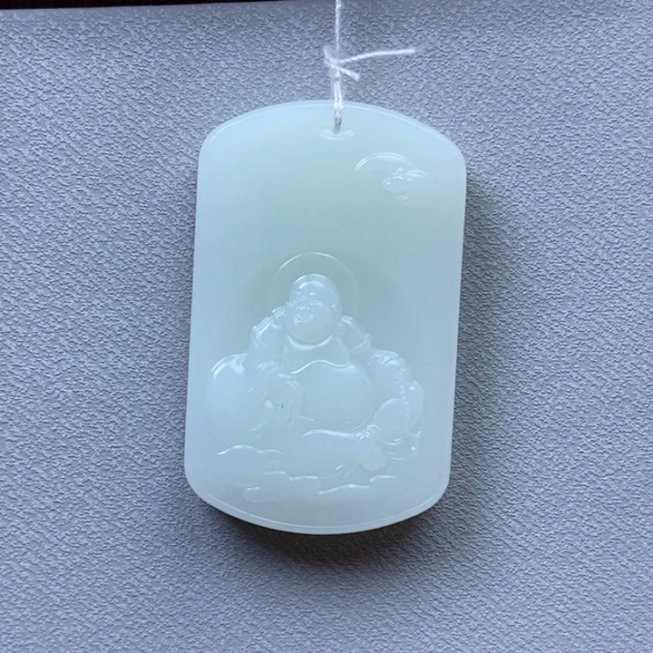 颈饰未镶嵌和田玉王*
