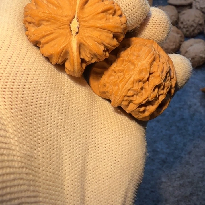 吊坠文玩核桃白狮子随机