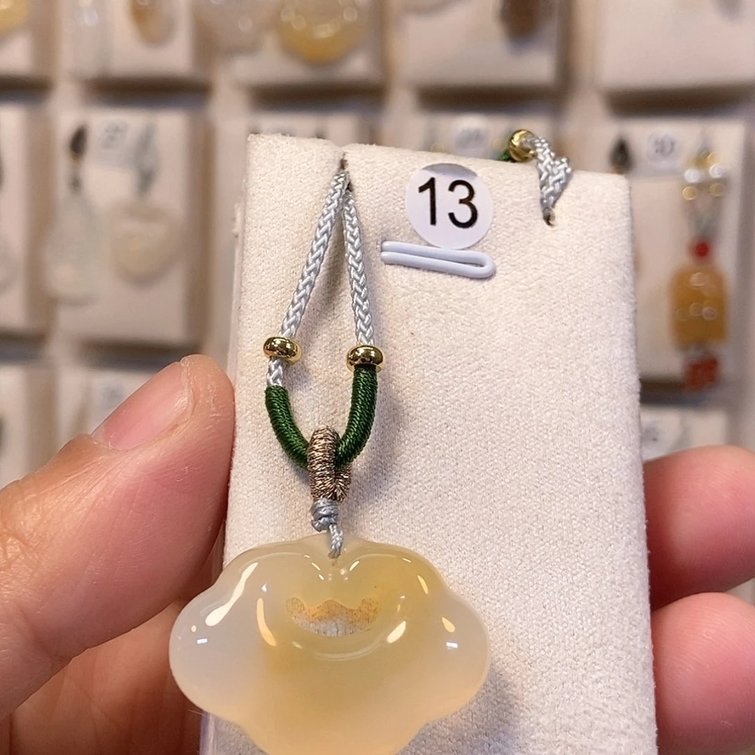 玛瑙/玉髓颈饰未镶嵌夭*