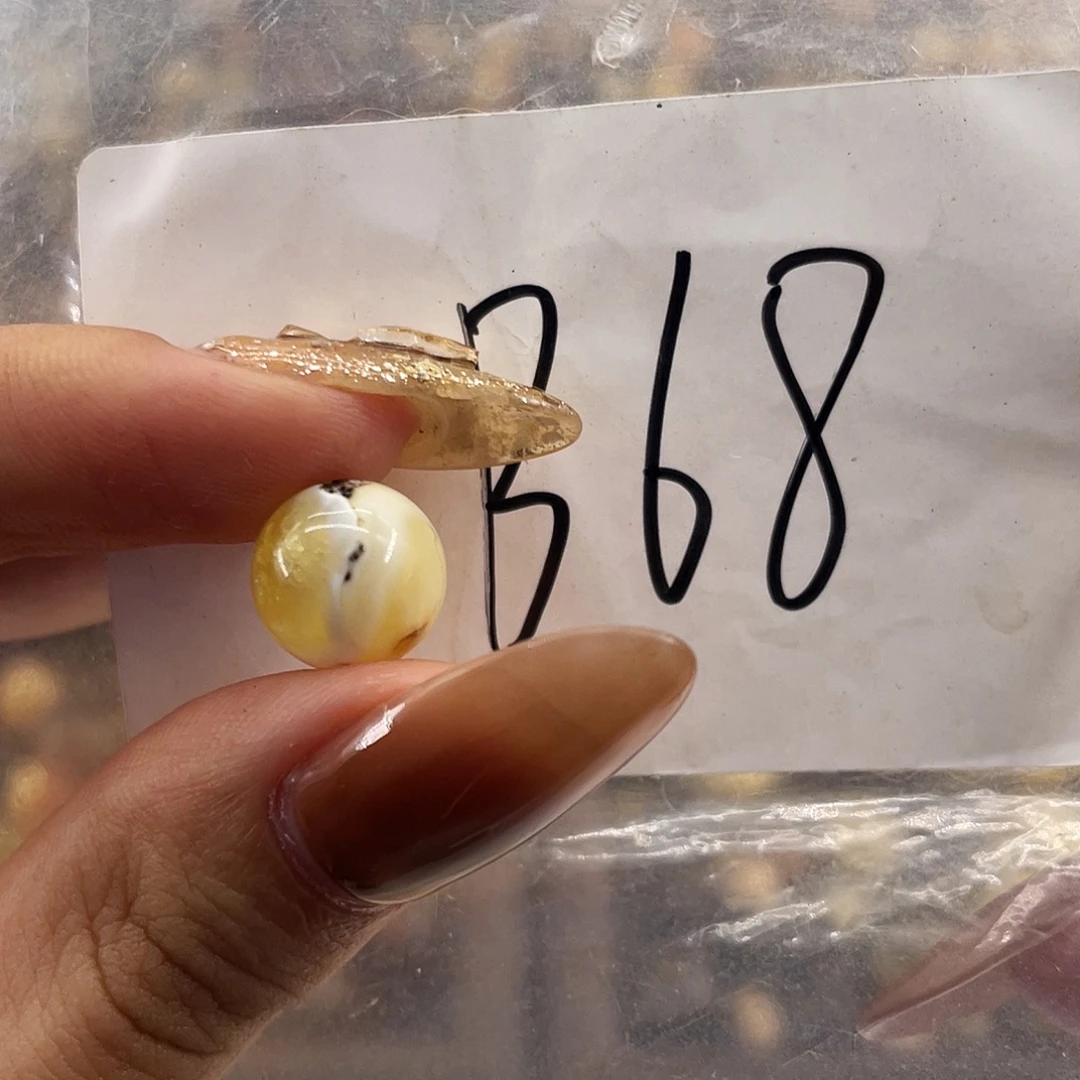 琥珀未镶嵌裸石10.6福利