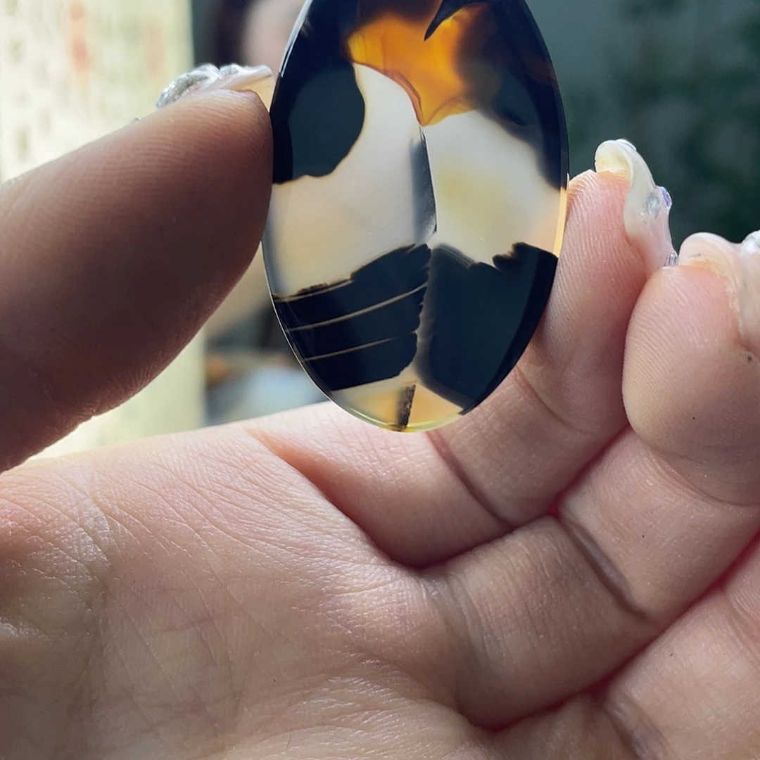 玛瑙/玉髓未镶嵌珠宝奇石