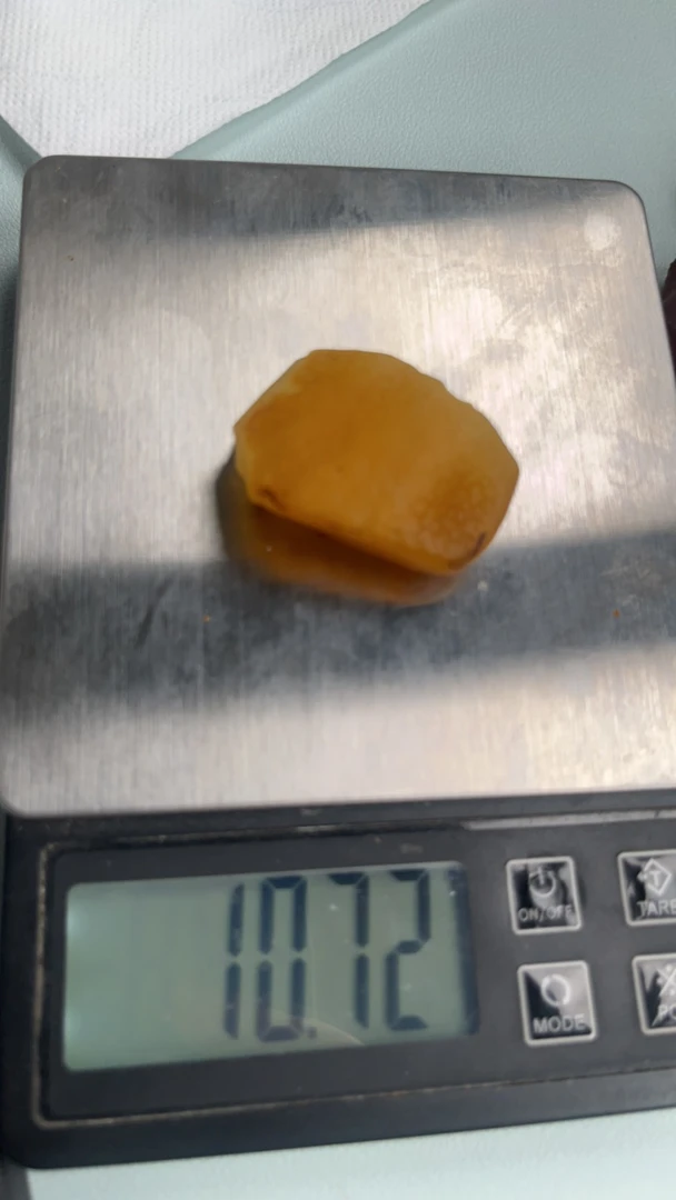 琥珀蜜蜡原石定制保大牌子