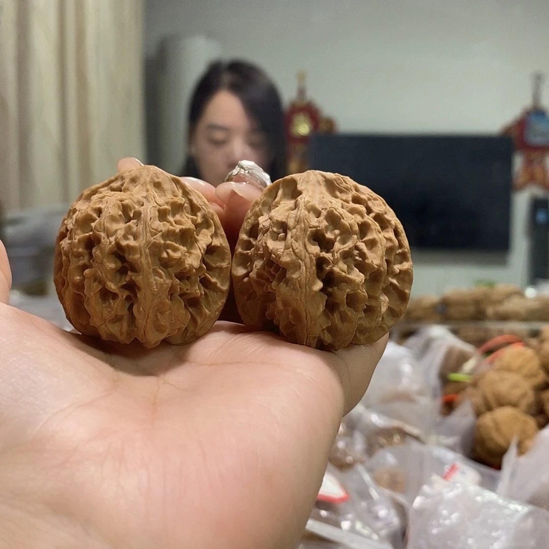 把件文玩核桃40苹果园尖有伤