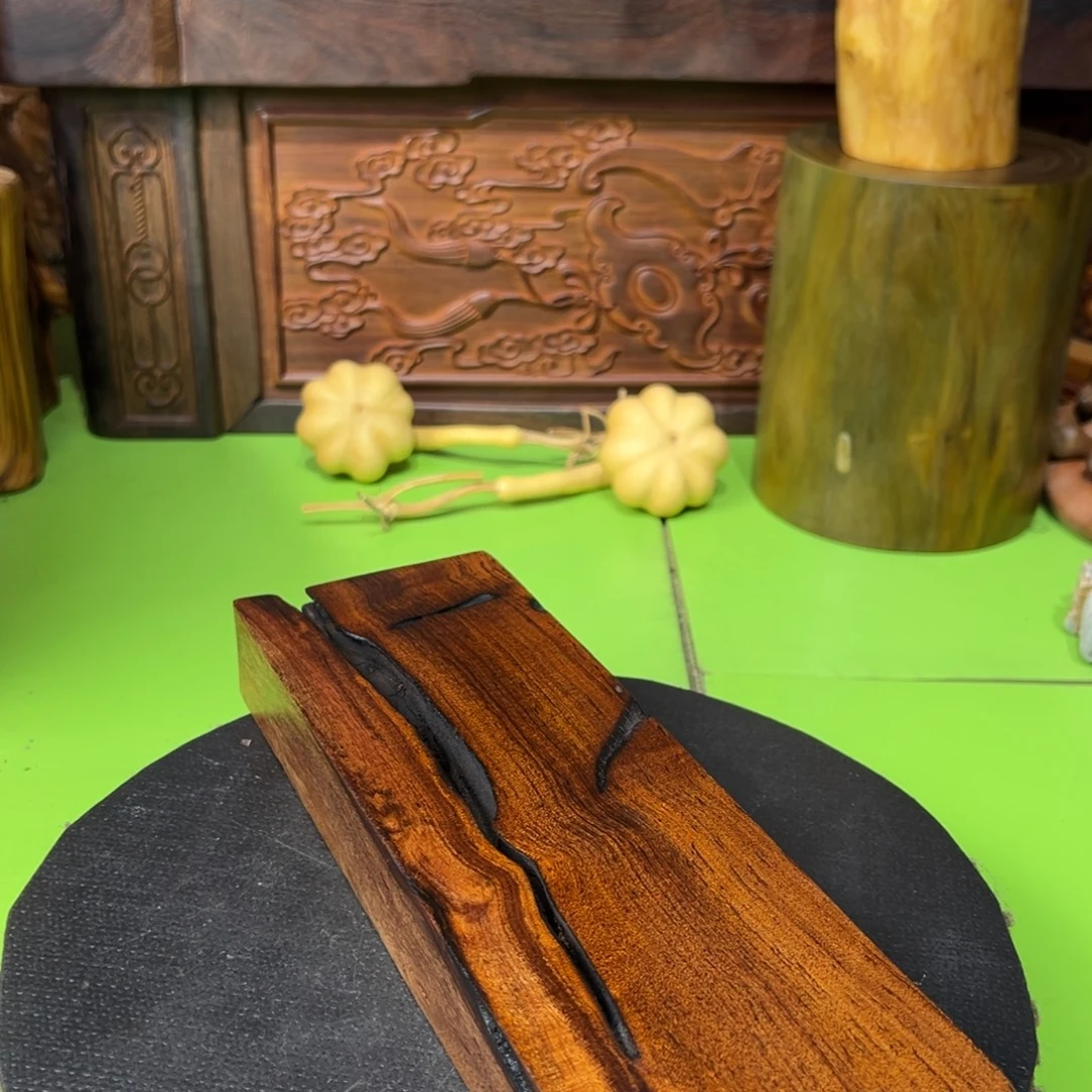 玩***主大果紫檀（缅甸花梨）