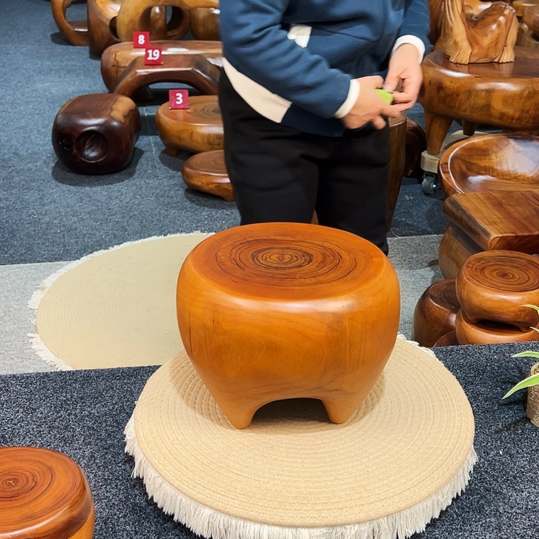 29 号香樟木尺寸：27-27-20cm