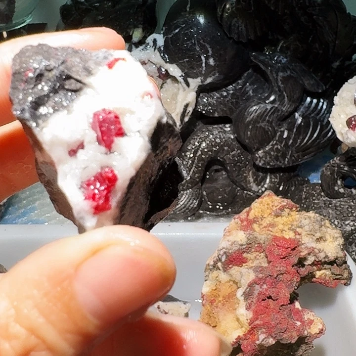 小***微天然辰砂天然朱砂原矿石！