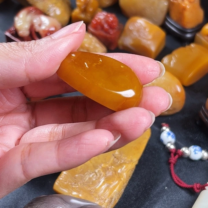 胡***迷田黄石寿山石直播间