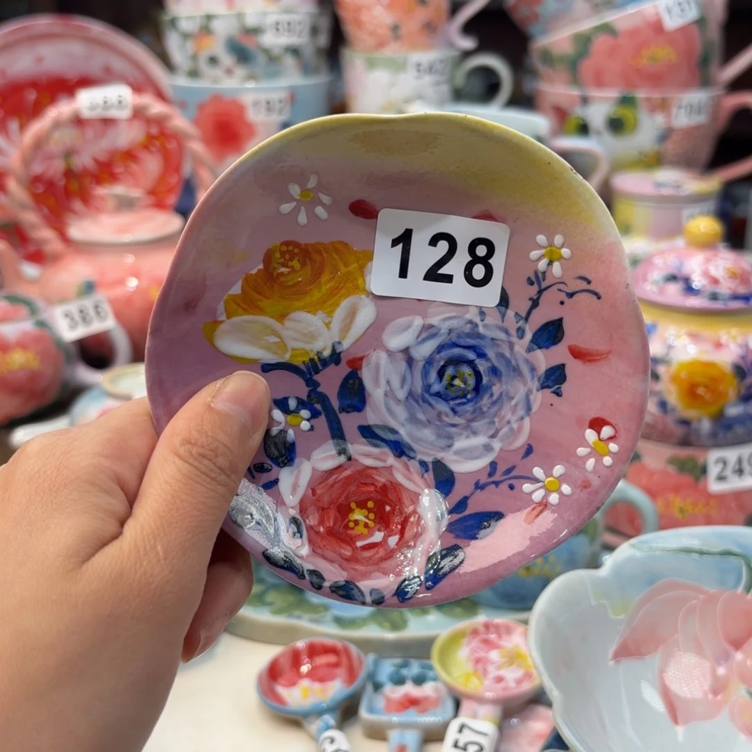 瓷片兔兔好de l lo o lv tu