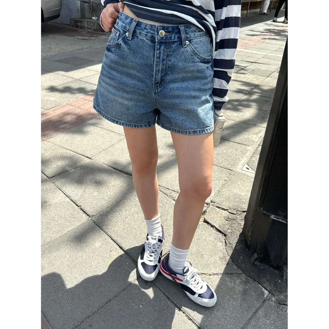 YANGLE_直筒牛仔短裤女2025年夏季新款松弛感高腰宽松休闲阔腿裤