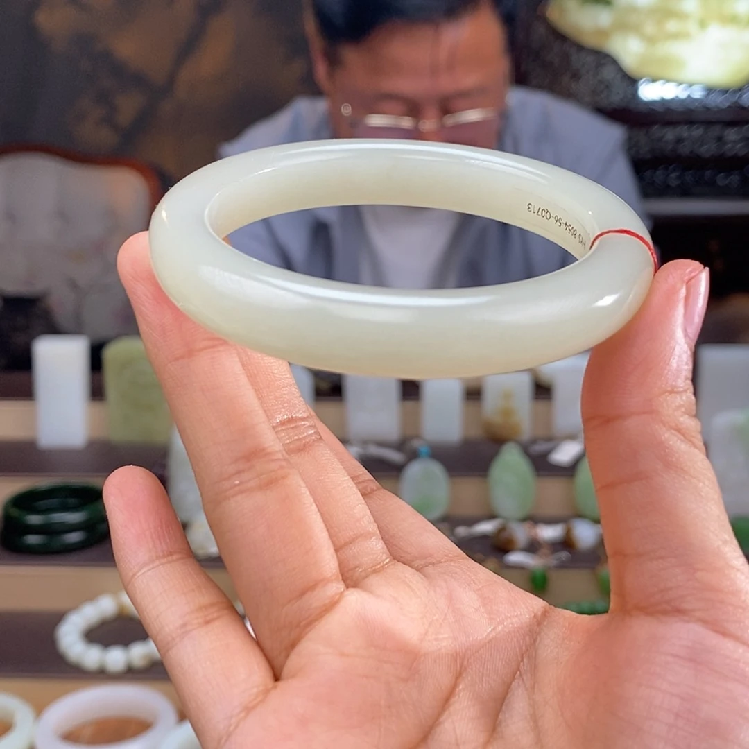 【闪购商品】和田玉手镯未镶嵌